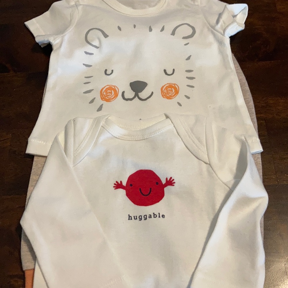 NEW baby GAP tee and  Absorba outfit